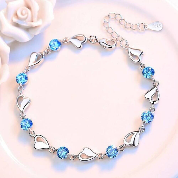 Silver Heart-Shaped Bracelet - Eloria