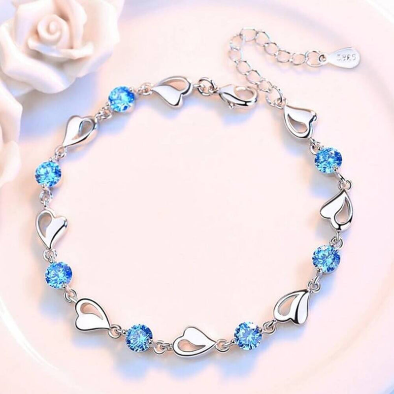 Silver Heart-Shaped Bracelet - Eloria