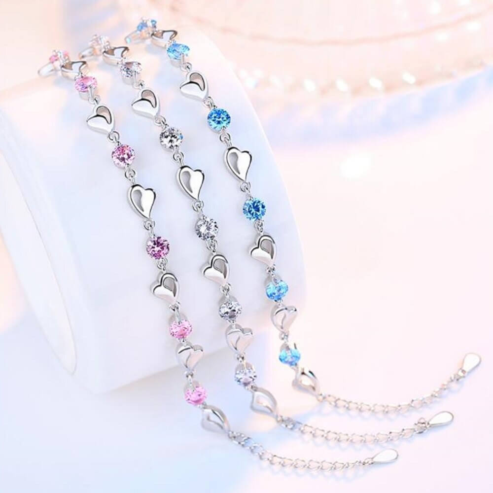 Silver Heart-Shaped Bracelet - Eloria