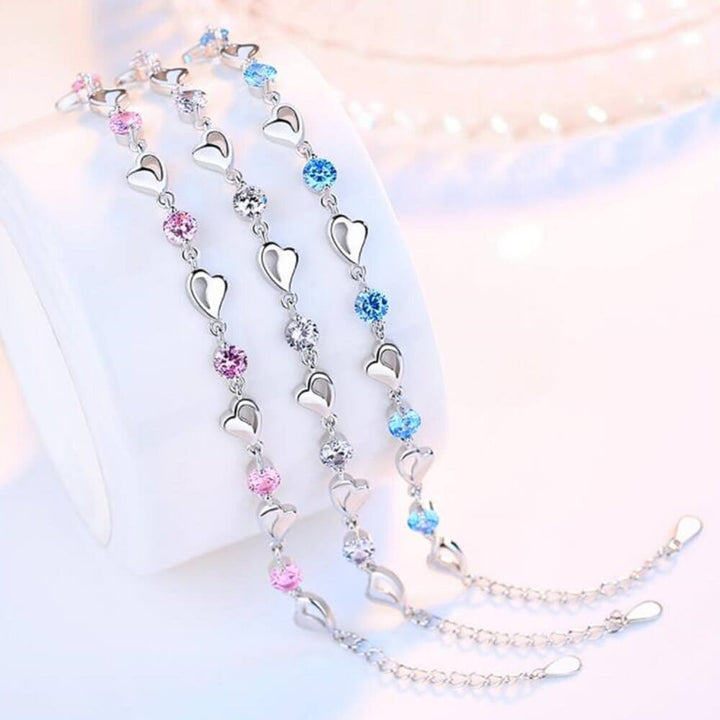 Silver Heart-Shaped Bracelet - Eloria