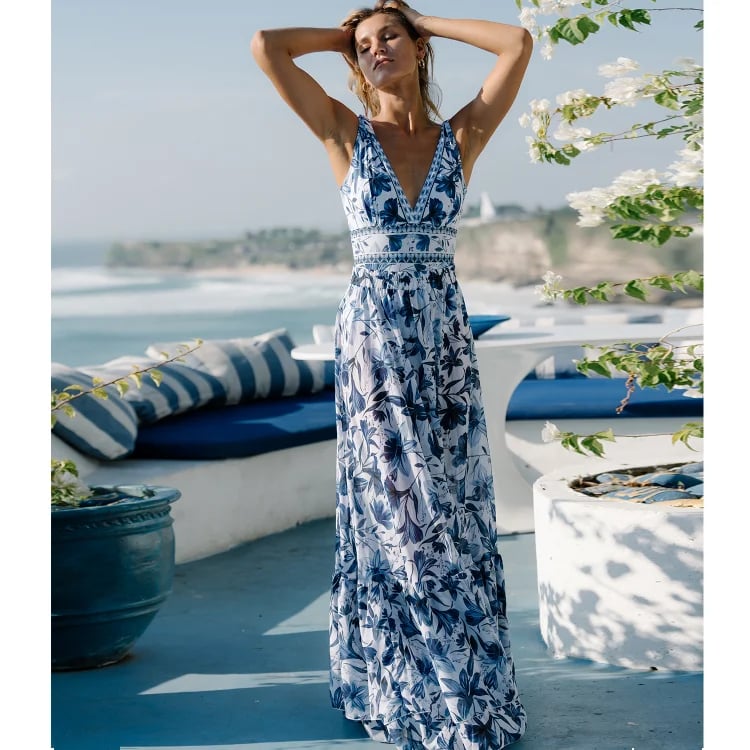 Women's Beach Outfit – Mira