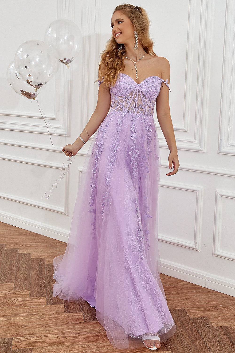 Stylowa sukienka balowa w linii A - Sophie