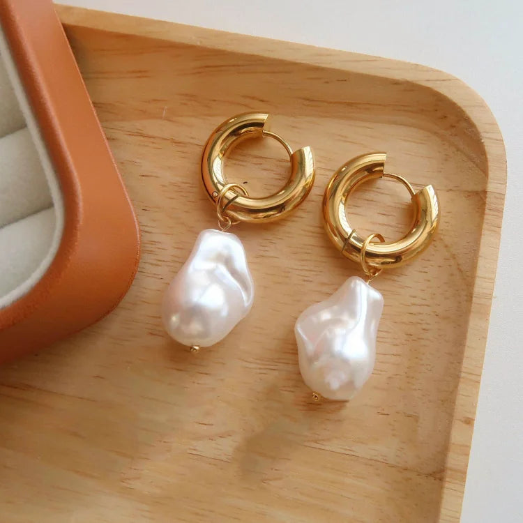 Baroque Pearl Earrings - Isadora