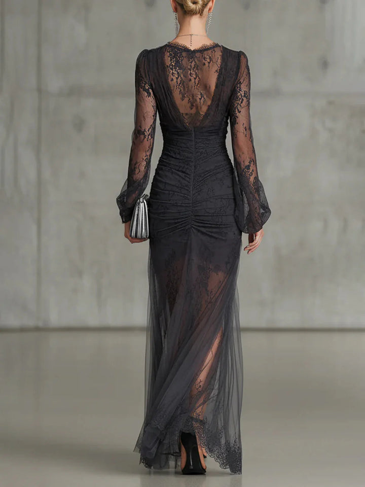 Elegant Lace Dress with V-Neckline and Leg Slit 2