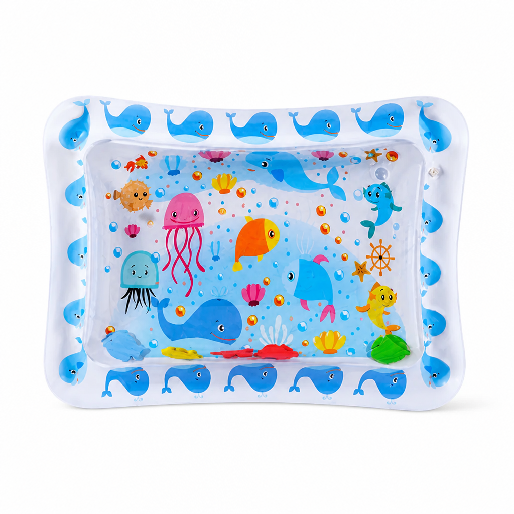 Rechthoekige watermat met witte rand vol blauwe walvisjes en een binnenvlak met kwal, vissen en bubbels, vrijstaand op een witte achtergrond. 8