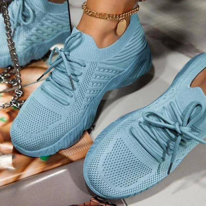 Breathable chunky women's sneakers with laces – Saphira