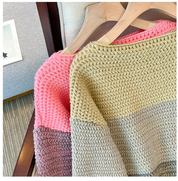 Oversized women's sweater with patchwork design – Melina