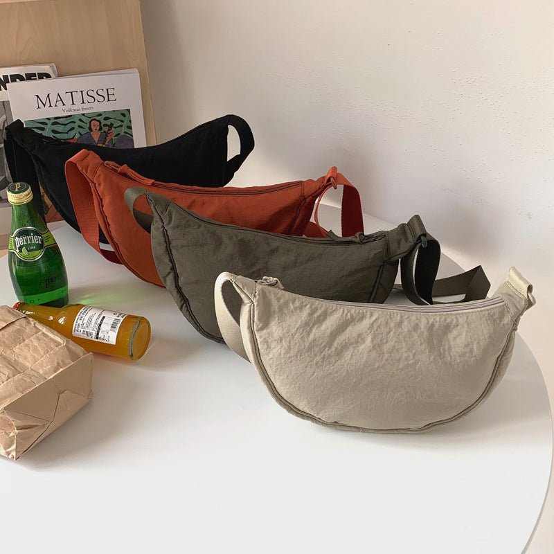 Stijlvolle Half Moon Crossbody Bag - Luna