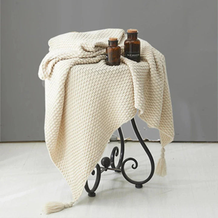 Knitted Wool Blanket with Tassels - NordicCozy