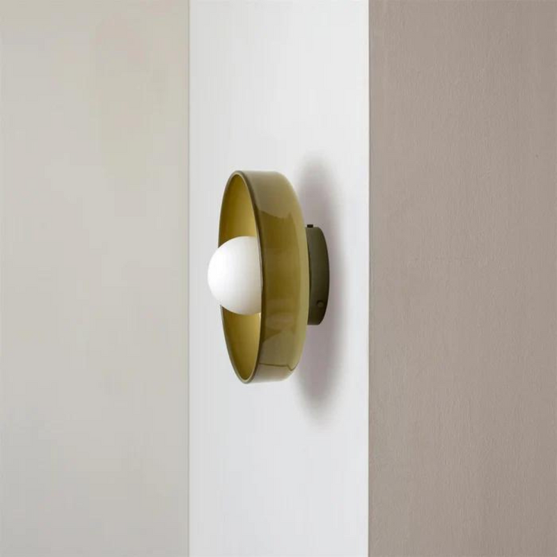 Ronde Plafondlamp met Stijlvolle Functionaliteit - LumiSphere