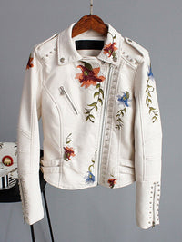 Short-cut women's jacket made of synthetic leather with zipper - Rona