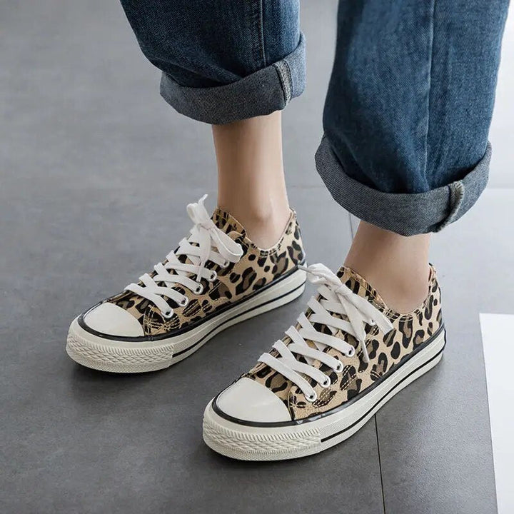 Stylish Leopard Print Women's Sneakers – Savannah