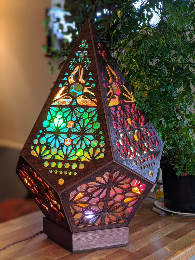 Glas-in-Lood Stijl LED Tafellamp - LumiAura