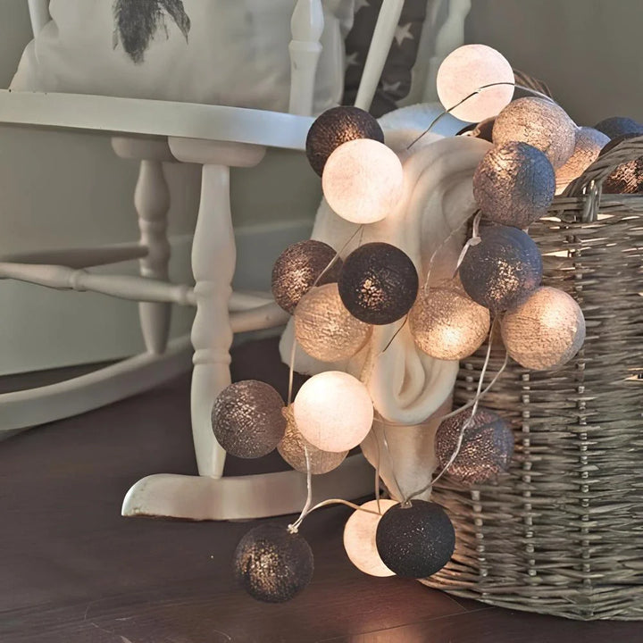 Atmospheric String Lights - LumaBreeze