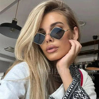 Sammy Jackson™ Maya Zonnebril | Retro & Ruitvormig