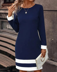Trendy Dark Blue Dress with Classic Silhouette – Aurelia