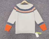 Skandynawski modny sweter z żywym wzorem - NordicChic