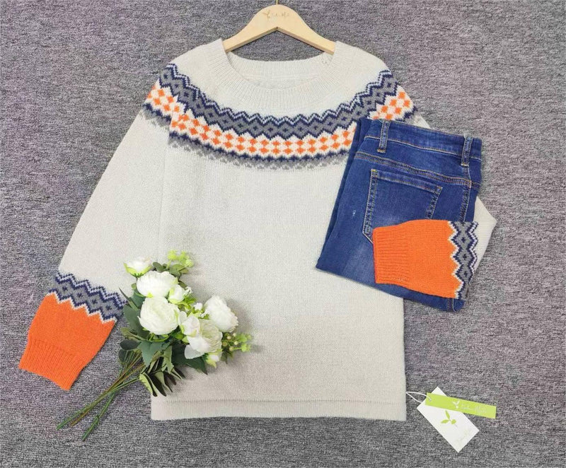 Skandynawski modny sweter z żywym wzorem - NordicChic