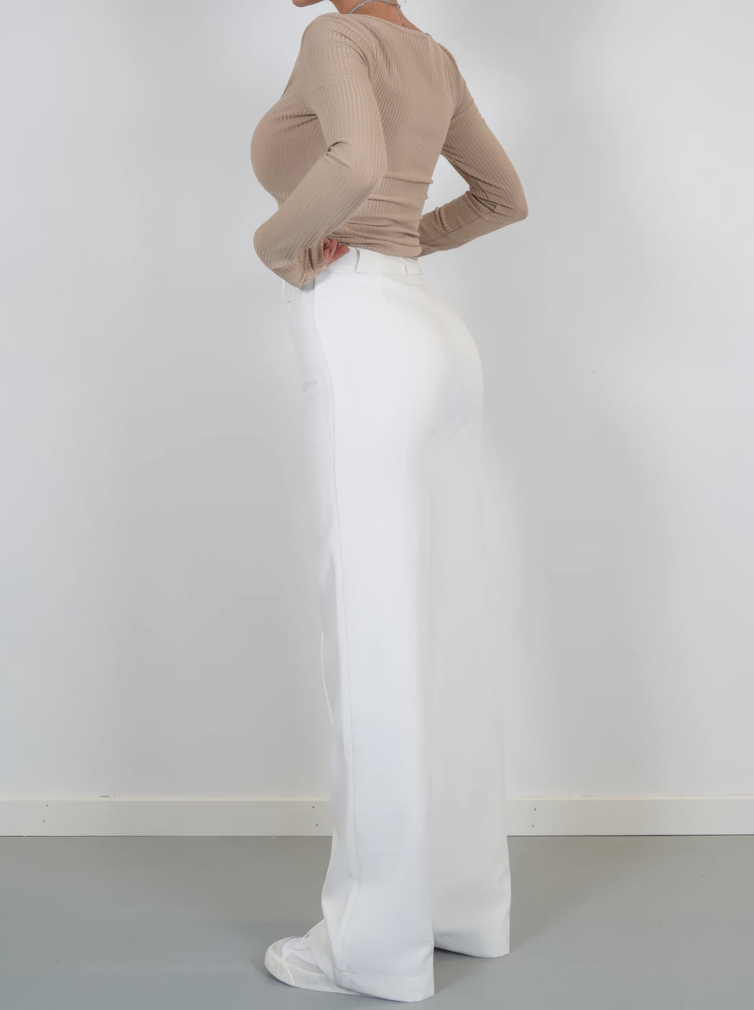 Stylish High-Waisted Pants - Luna