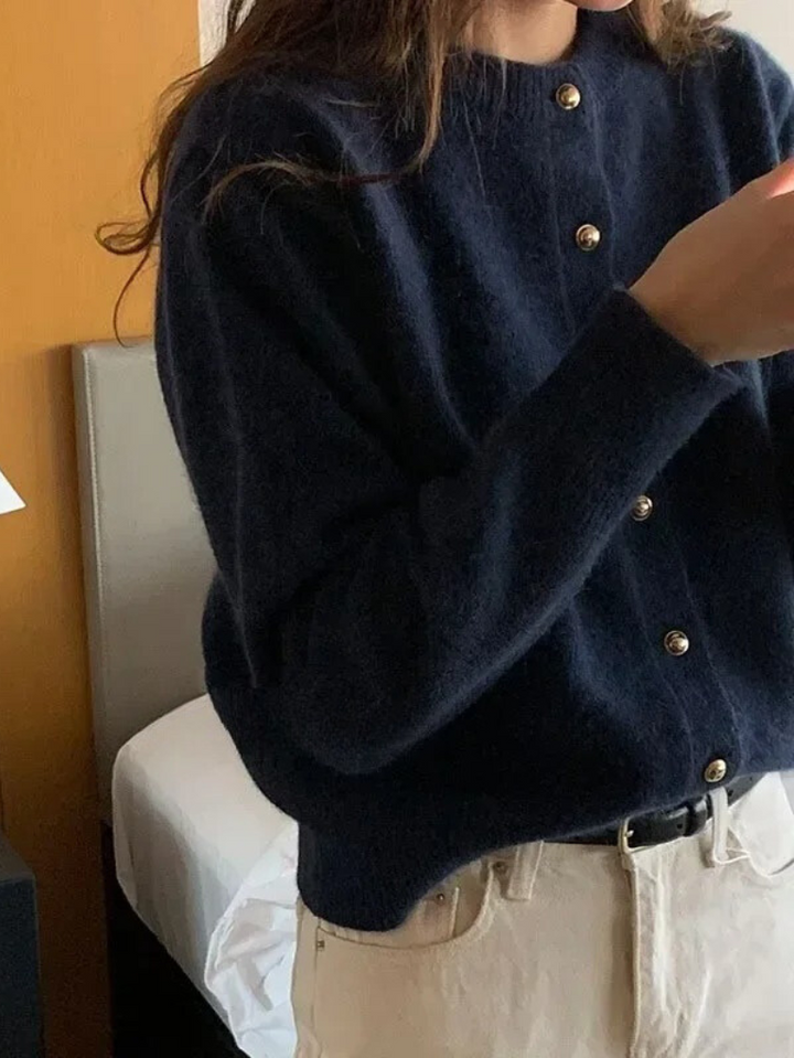 Comfortable Knitted Women's Cardigan with Crew Neck - Emilia