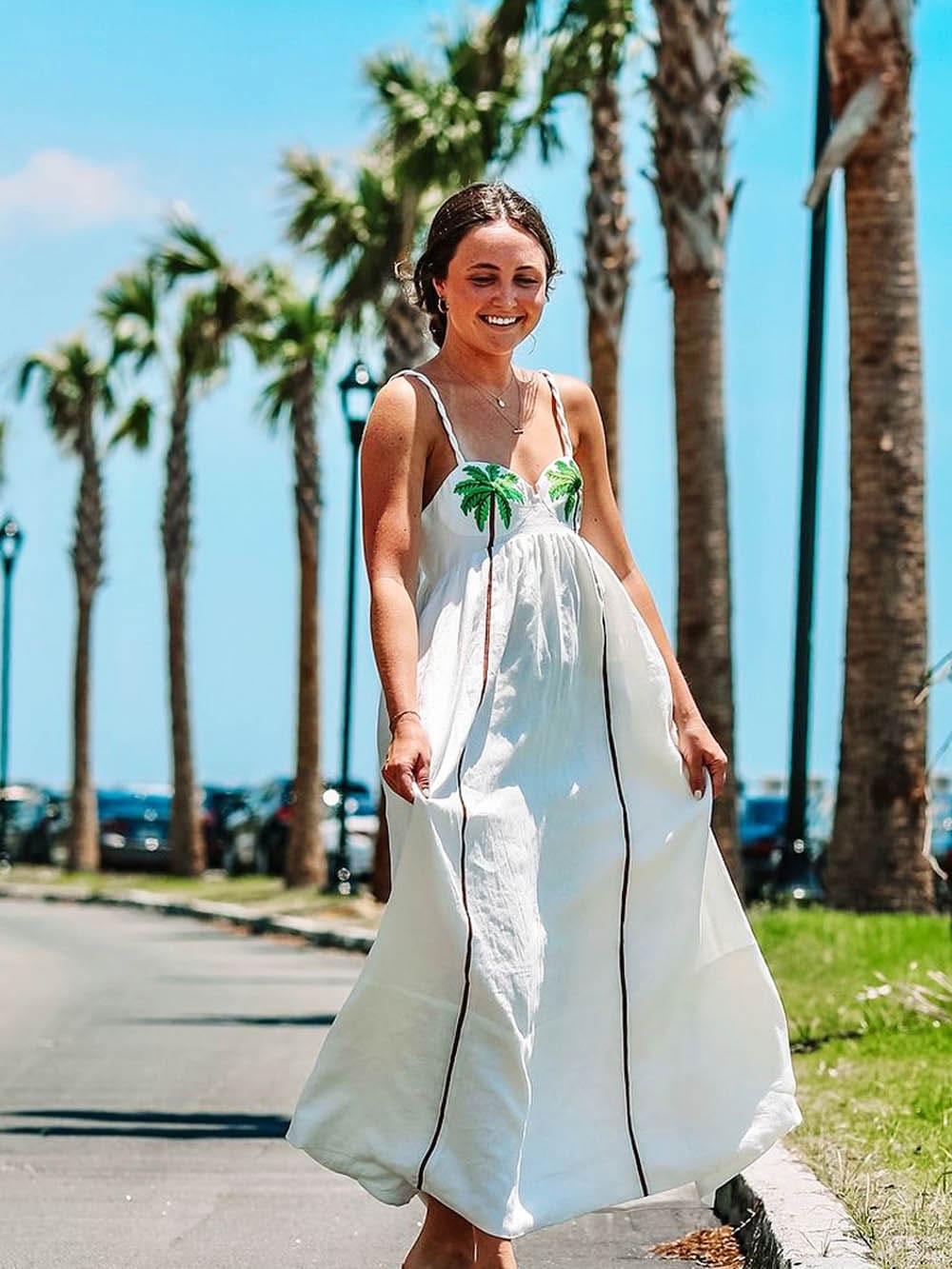 Trendy shoulder dress with tropical palm print – Estelle