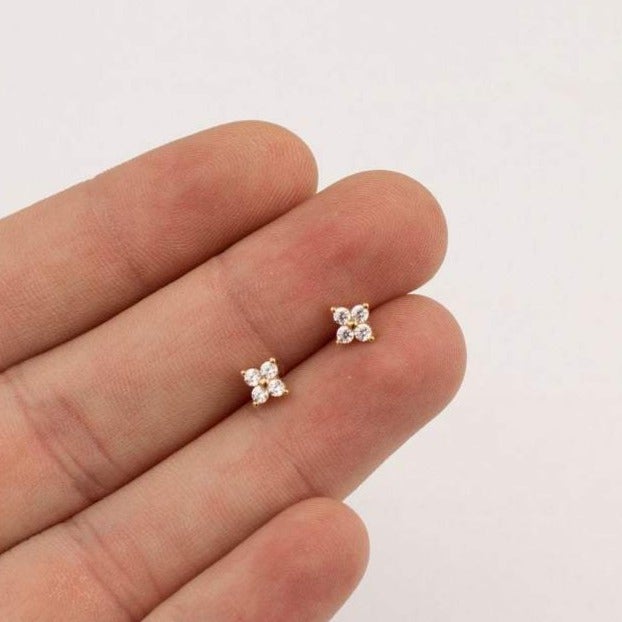 Delicate Flower Stud Earrings - Sophie
