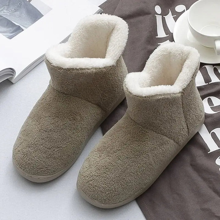 Sammy Jackson™ Tundra Slippers | Comfy indoor slippers