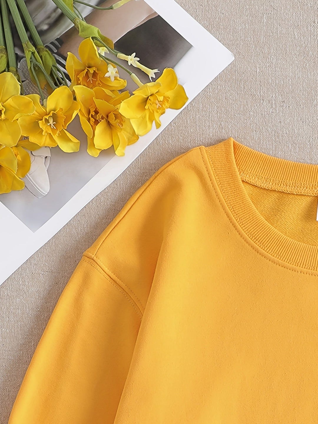 Casual Geel Sweatshirt met Humoristische Grafische Print - Elara