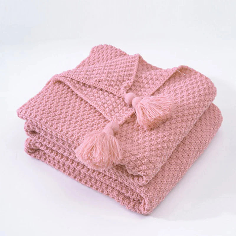 Knitted Wool Blanket with Tassels - NordicCozy