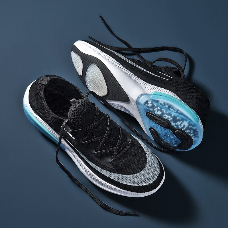 Trendy & comfortable men's sneakers with flexible sole – Orion