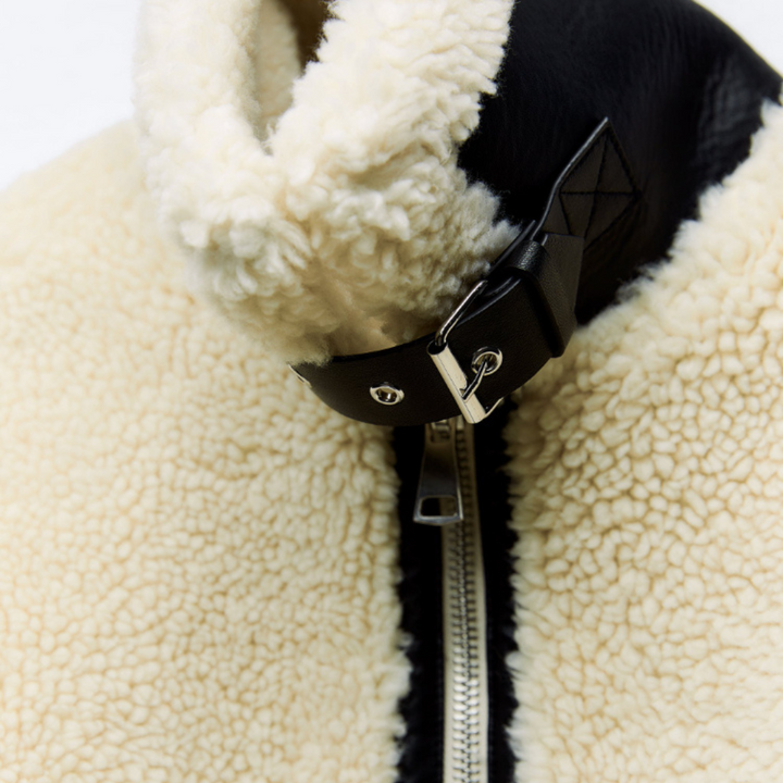 Teddy Pilot Jacket - Dilara | Trendy, Warm, Oversized & Stylish!