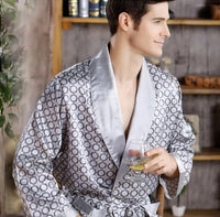 Sammy Jackson™ Satin Deluxe Robe | Trendy satin robe