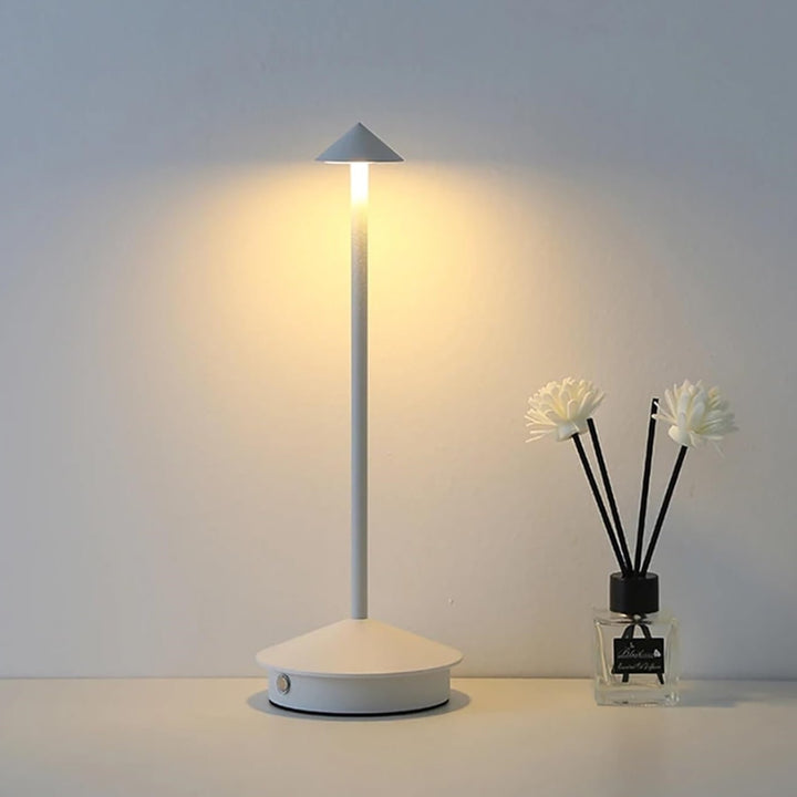 Sammy Jackson™ Robyn Arrow LED Table Lamp