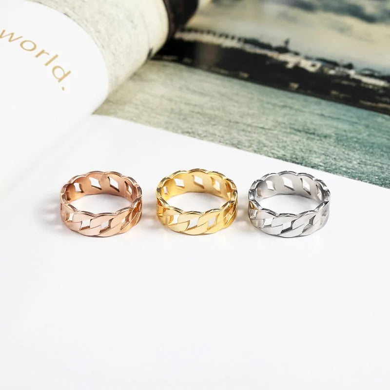 Timeless Splendor Ring - Elara