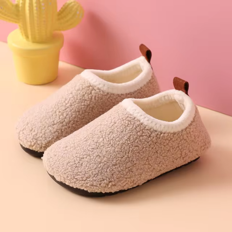 Warme Kindersloffen – SnuggleSteps