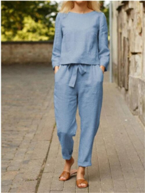 Tweedelige damesoutfit met ronde hals shirt en broek met elastische taille - Nia