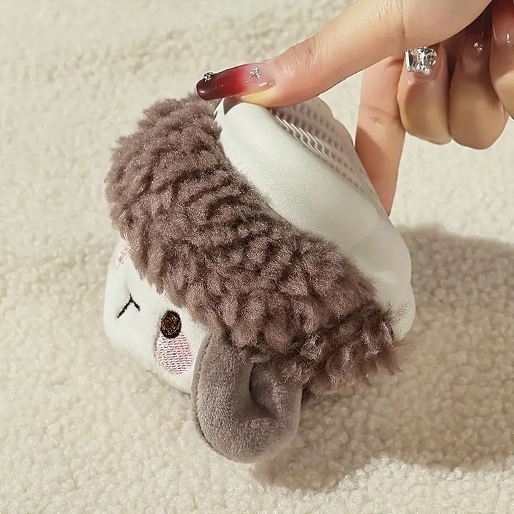 Schattige Pluizige Kindersloffen - FluffySteps