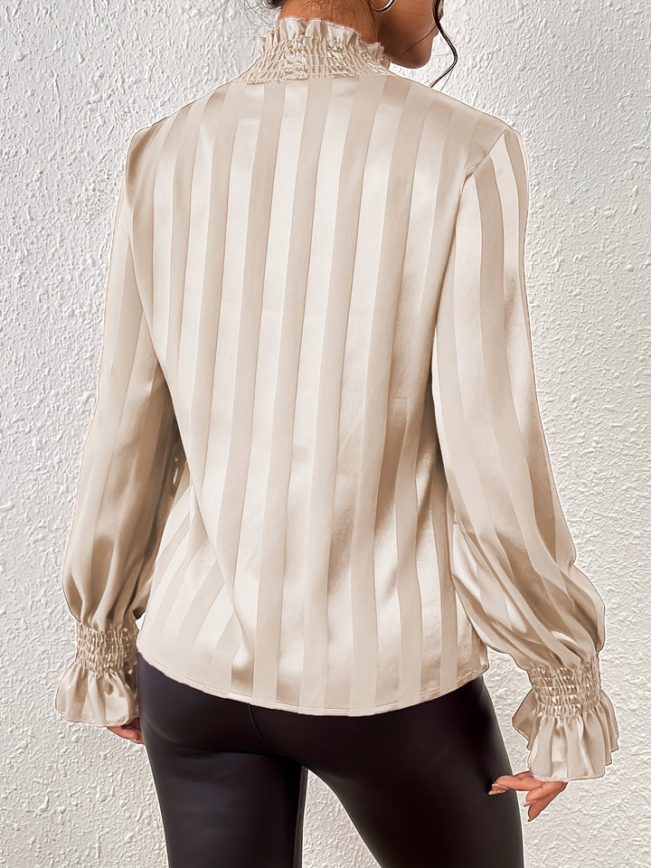 Satijnen Dames Blouse Met Lange Mouwen En Shirred Kraag – Noëlle