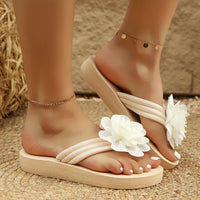 Stijlvolle dames slippers met bloemdetaillering voor de zomer - BlütenSchritt