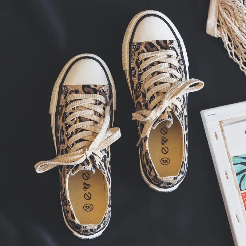 Stylish Leopard Print Women's Sneakers – Savannah