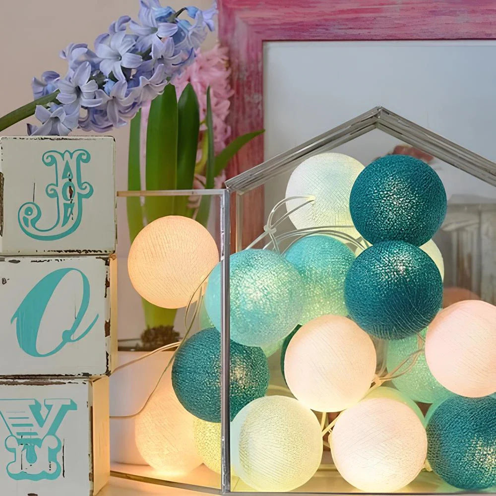 Atmospheric String Lights - LumaBreeze