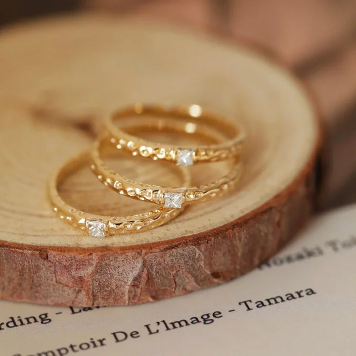 Gold-Plated Sterling Silver Ring with Zirconia - Aurora