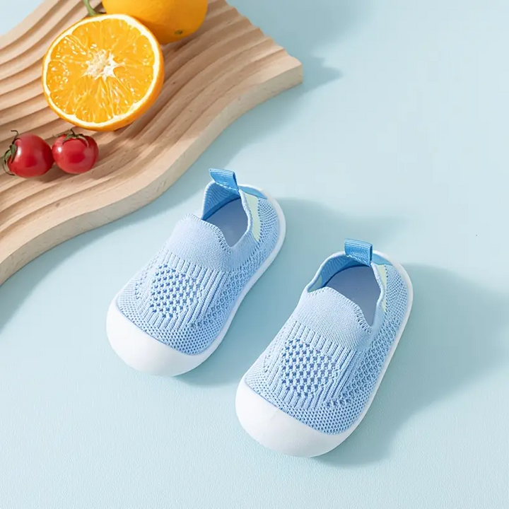 StepEase – Flexible Barefoot Sneakers for Kids