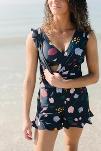 Women's swimsuit with built-in bra – Marisa