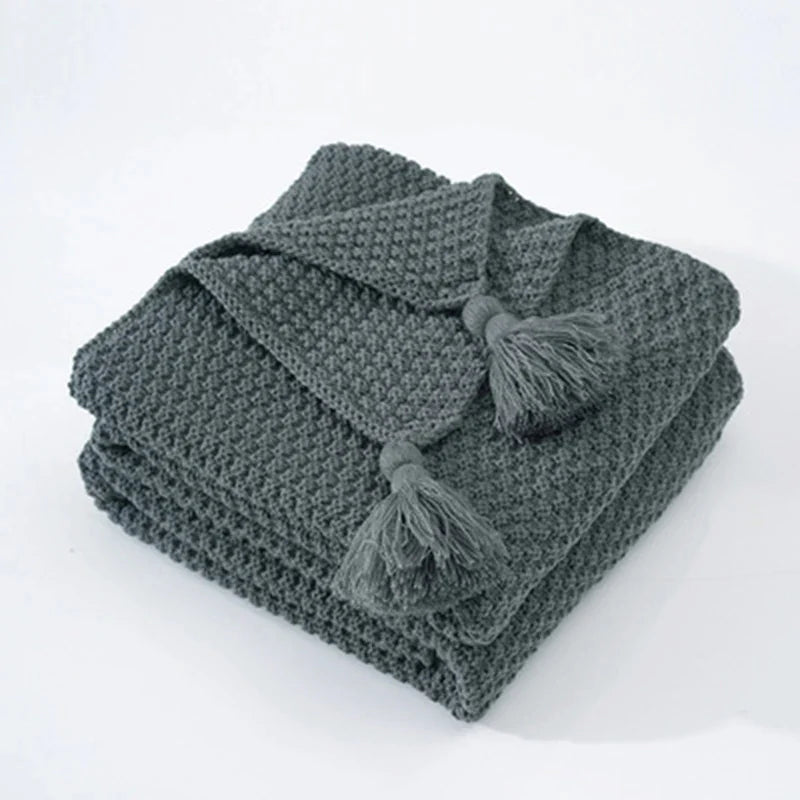 Knitted Wool Blanket with Tassels - NordicCozy