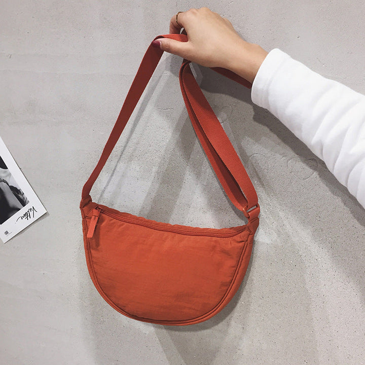 Stijlvolle Half Moon Crossbody Bag - Luna