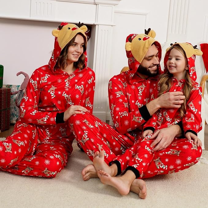Matching Kerstpyjama's voor het Hele Gezin - FestiveSnug