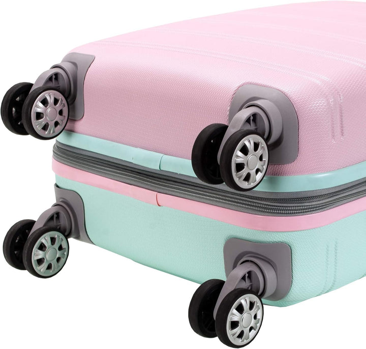 Lightweight Expandable Hardcase Carry-On with Dual Spinner Wheels