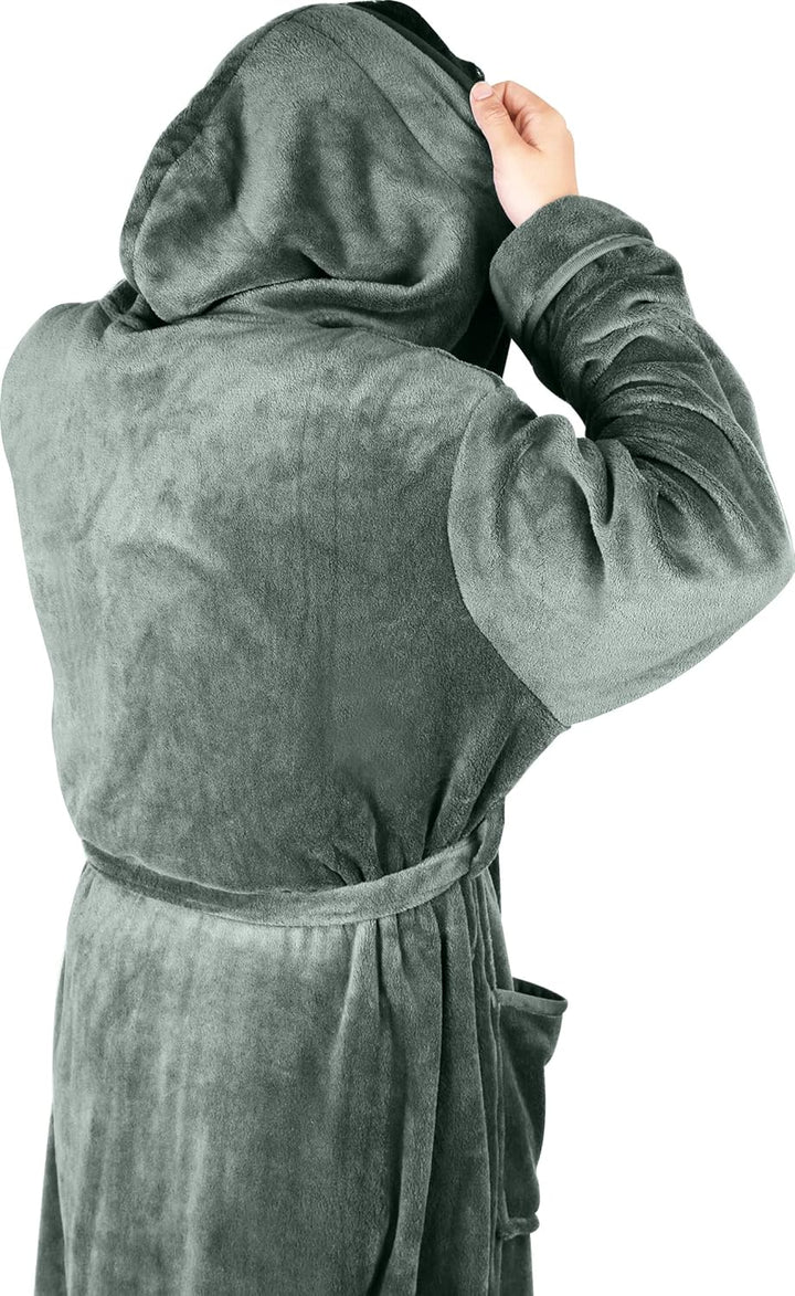 Comfortable Men's Fleece Bathrobe - Harry