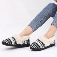 Winterse Gebreide Pantoffels - CozyCloud